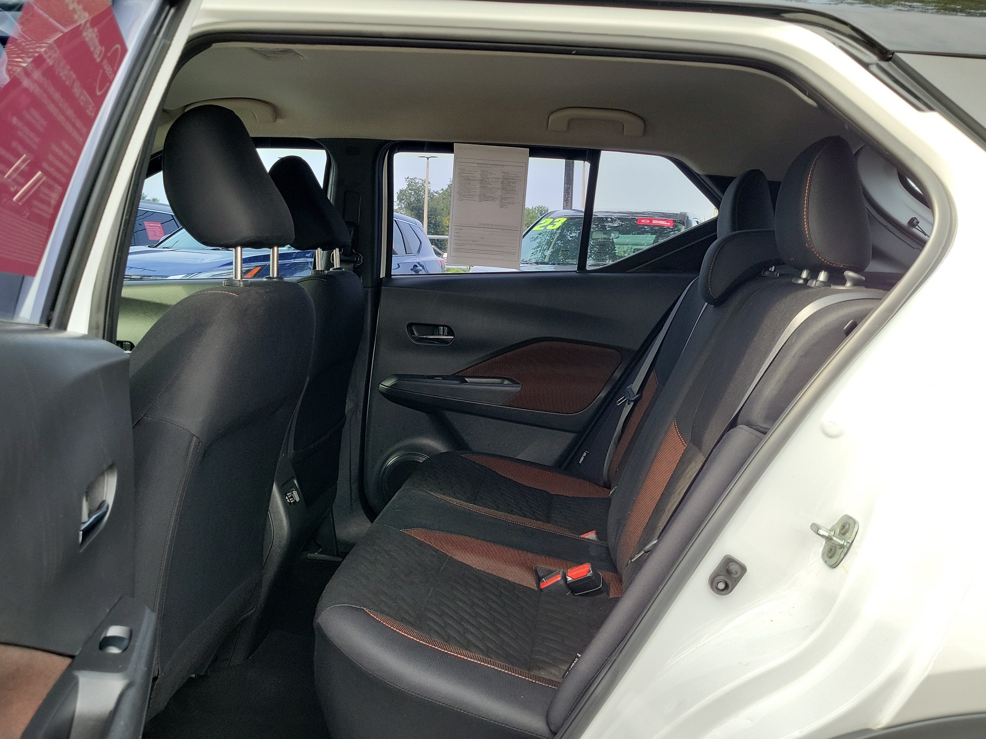2023 Nissan Kicks SR