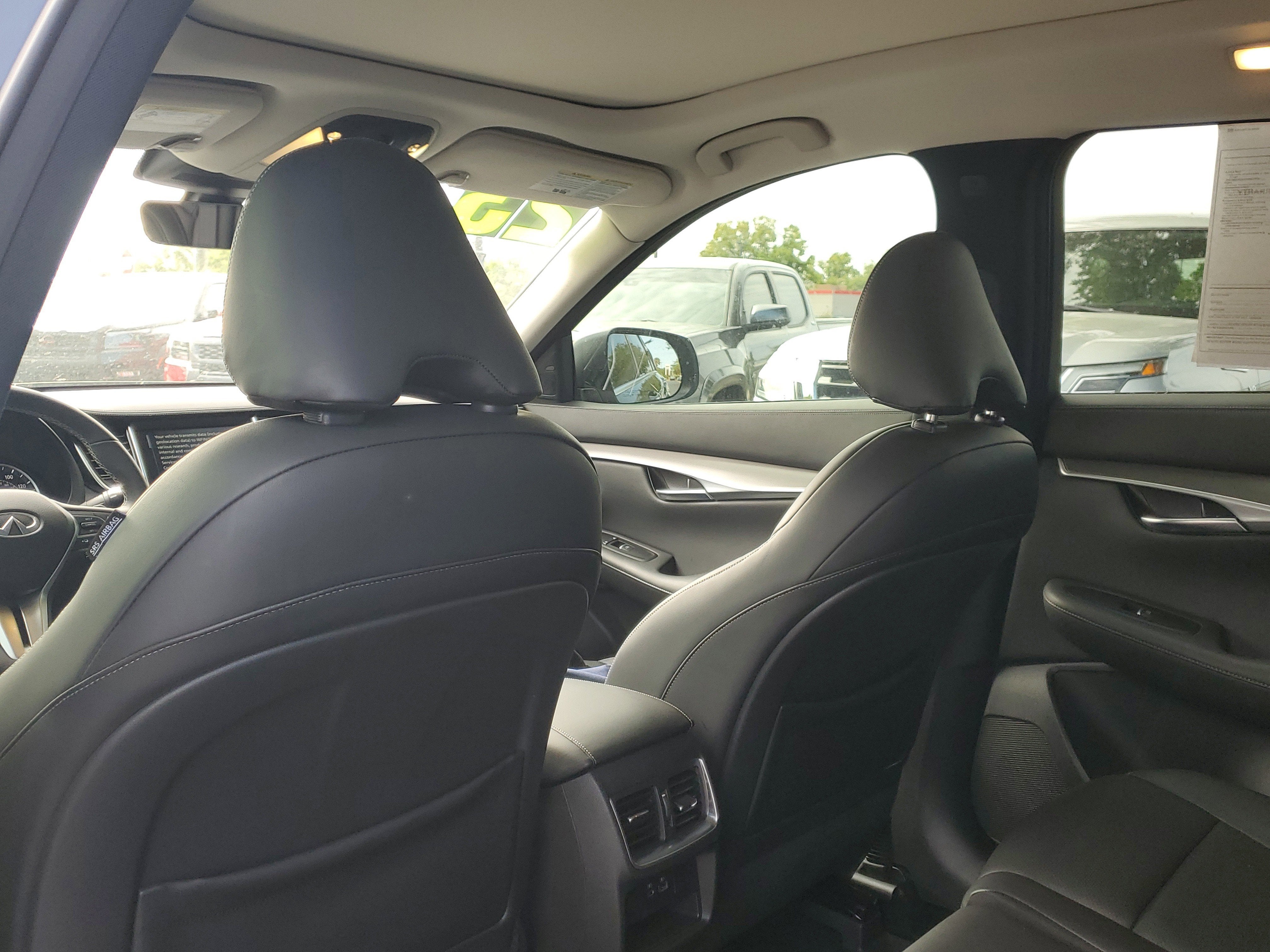 2023 INFINITI QX50 LUXE