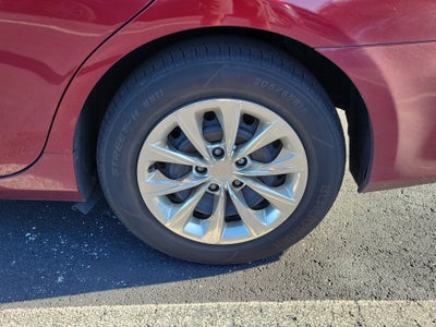 2017 Toyota Camry XLE