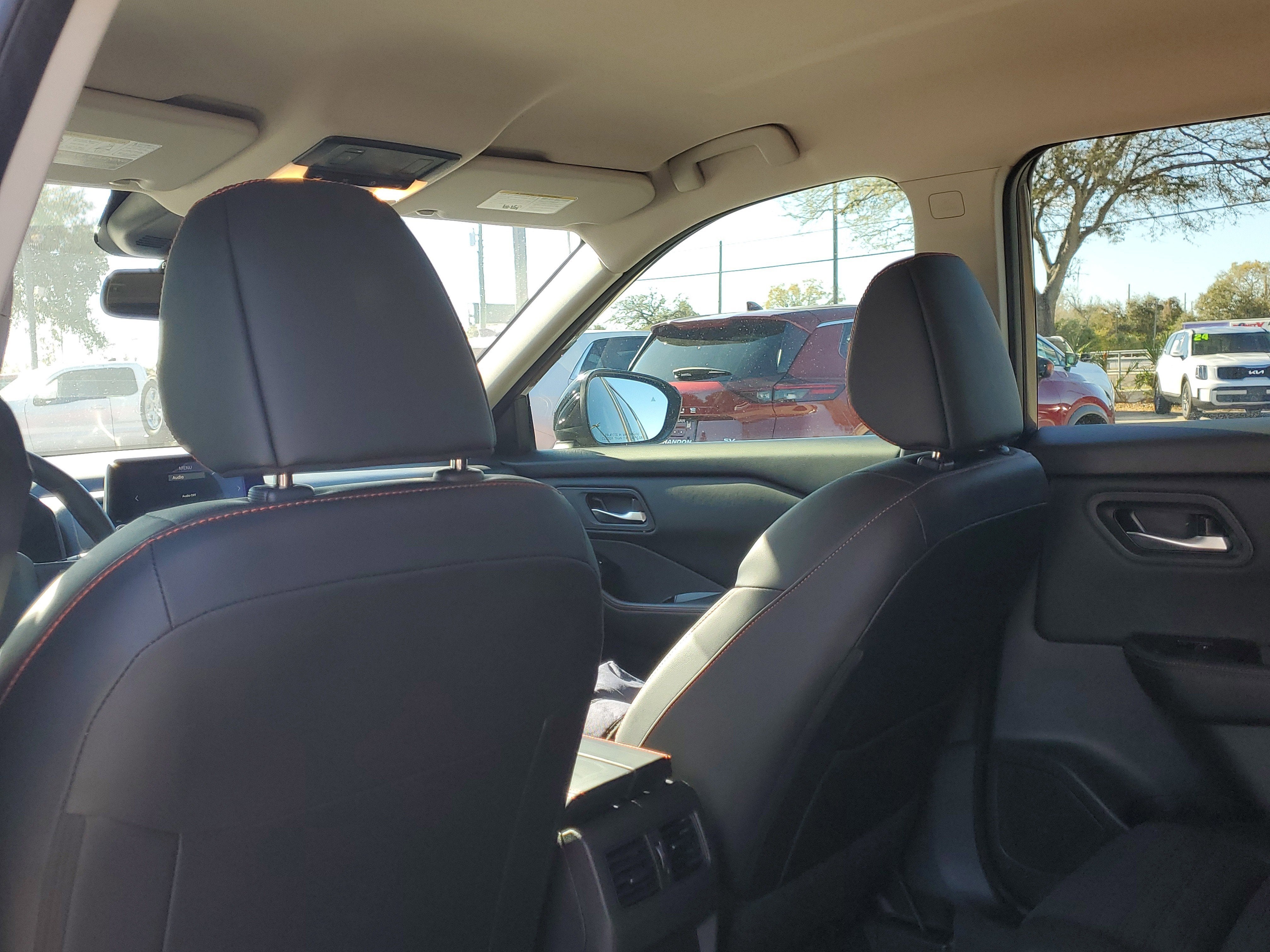 2025 Nissan Rogue Rock Creek