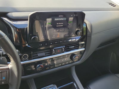 2024 Nissan Pathfinder SL