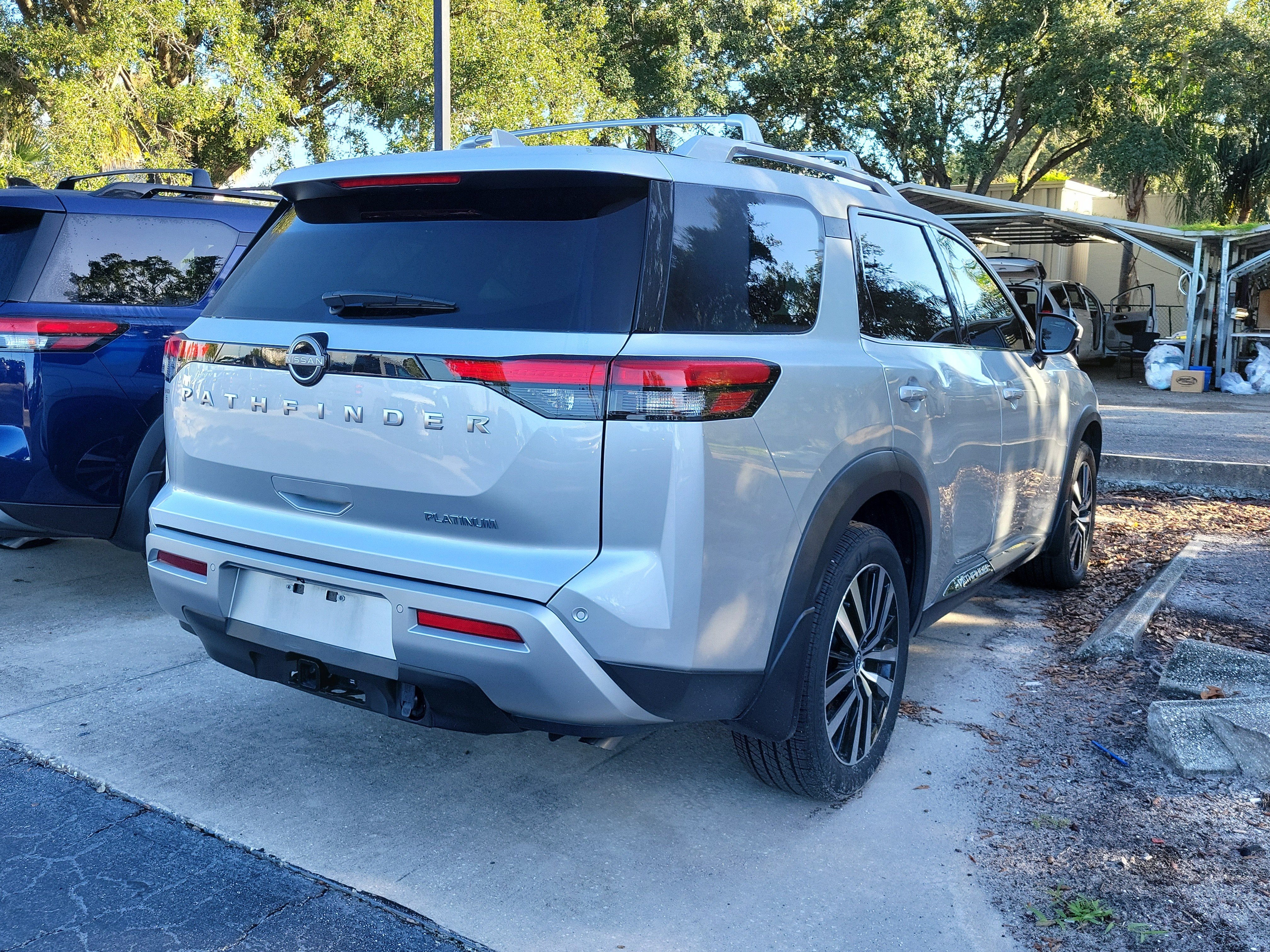 2025 Nissan Pathfinder Platinum