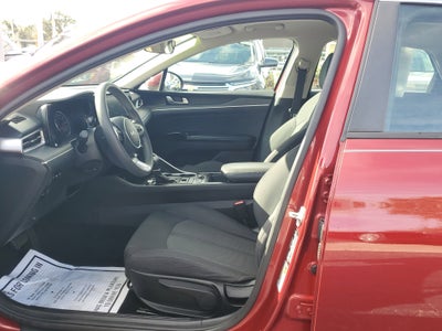 2022 Kia K5 LXS