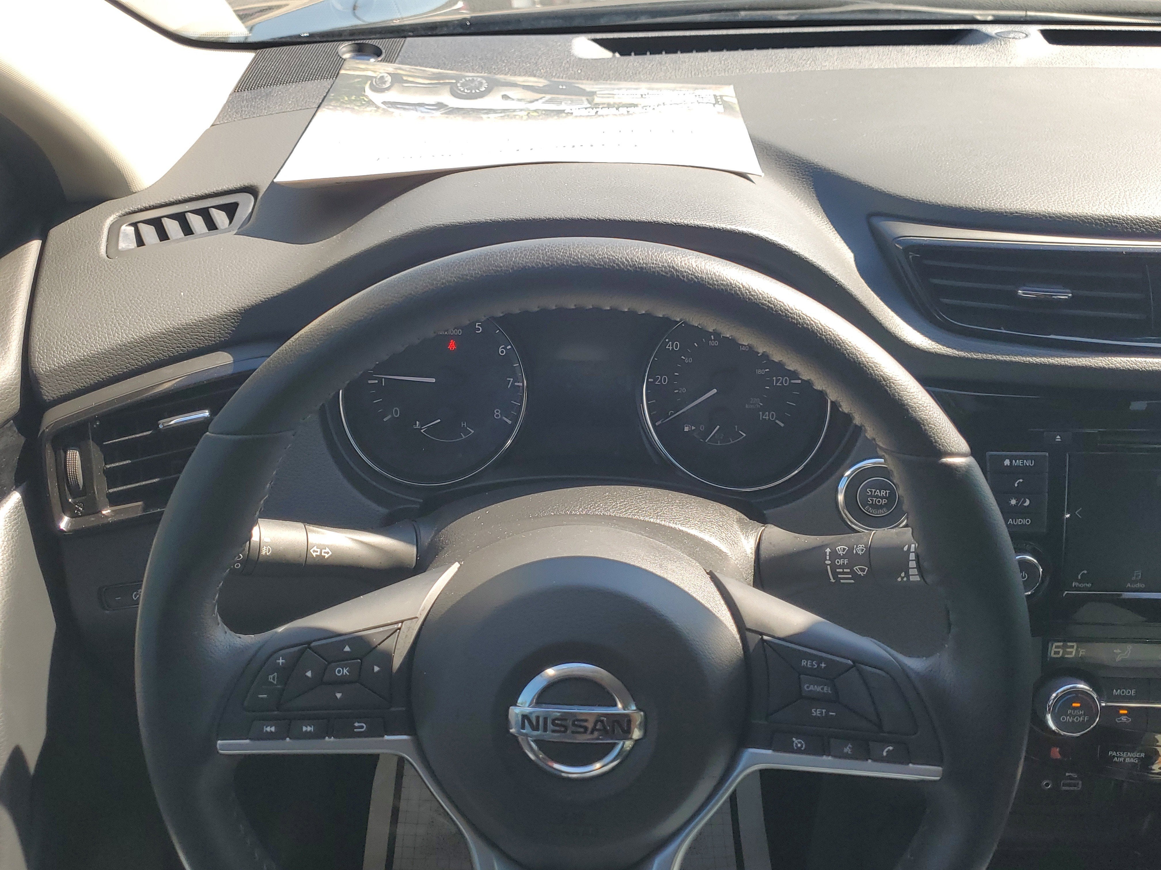 2022 Nissan Rogue Sport SV