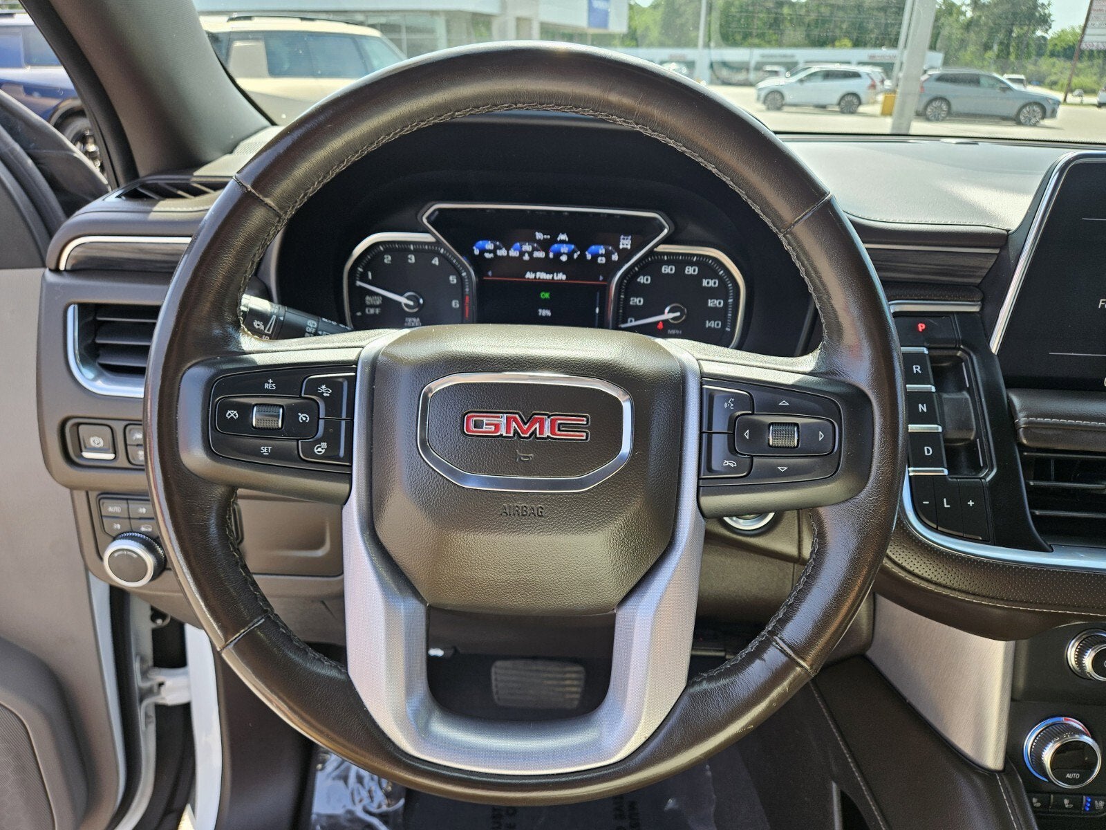 2021 GMC Yukon SLT