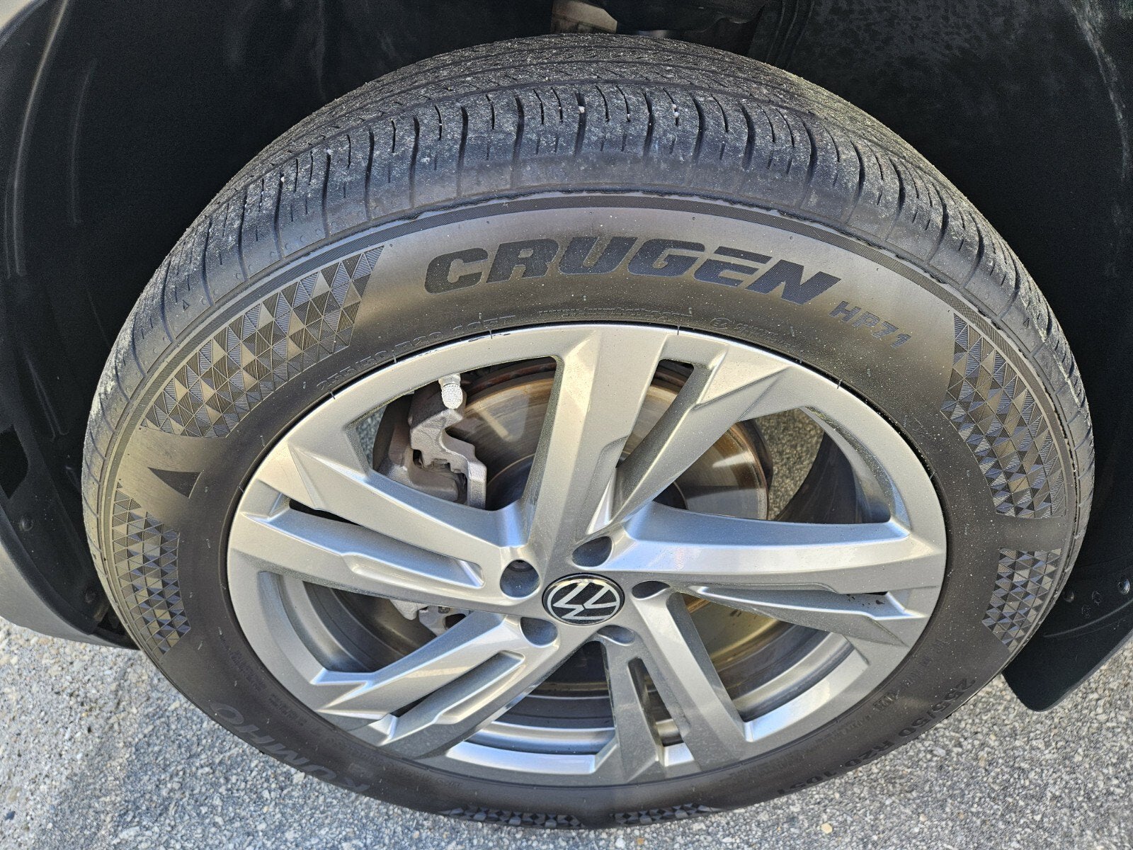 2024 Volkswagen Atlas Cross Sport 2.0T SEL R-Line