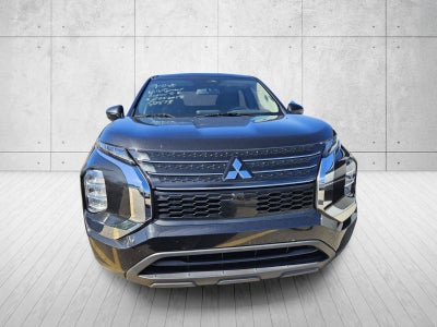 2022 Mitsubishi Outlander ES