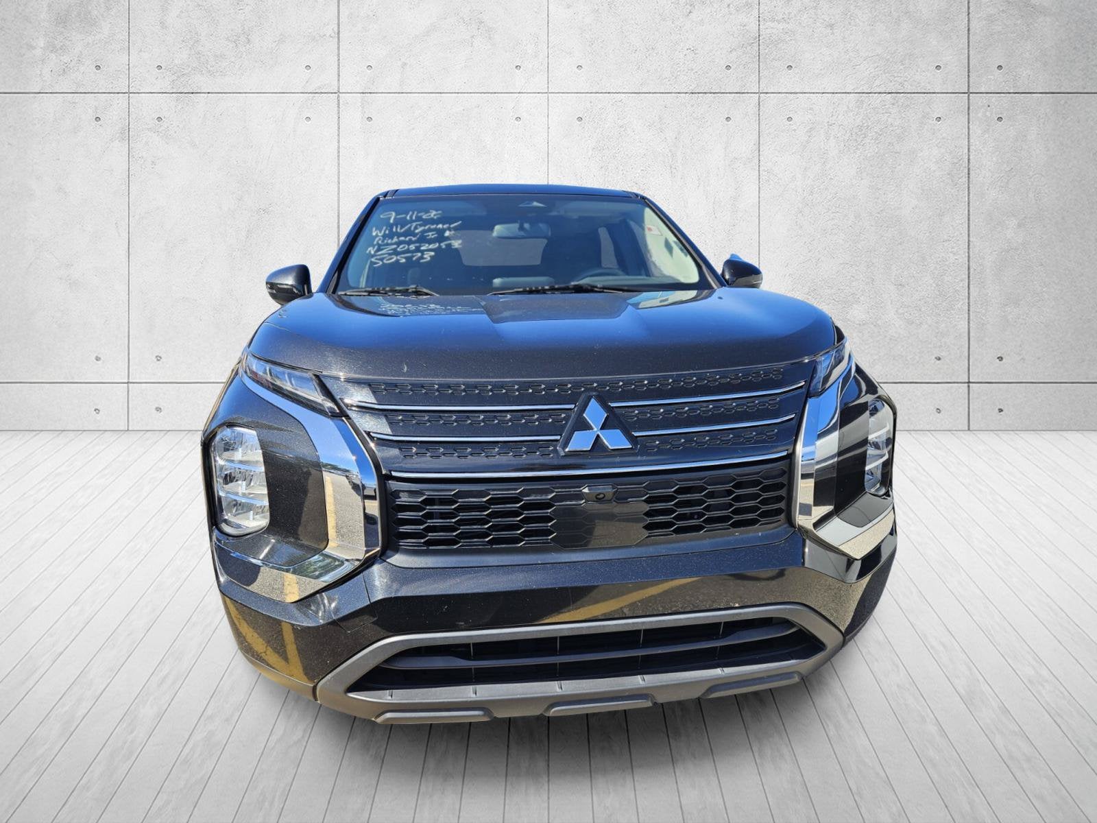 2022 Mitsubishi Outlander ES