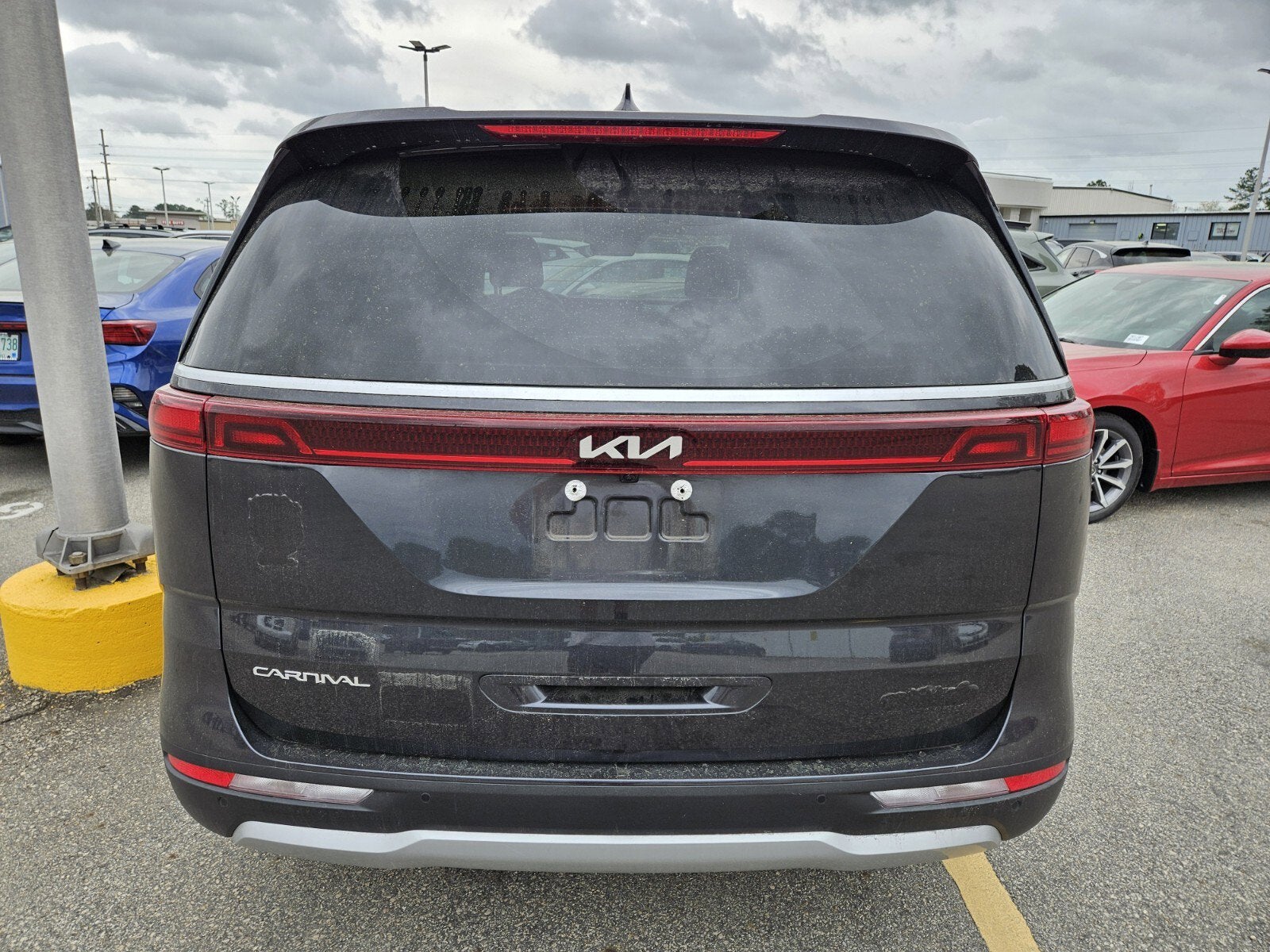 2024 Kia Carnival LX