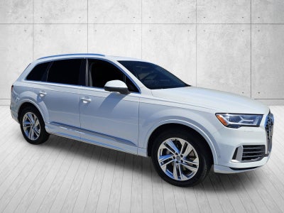 2020 Audi Q7 Premium Plus