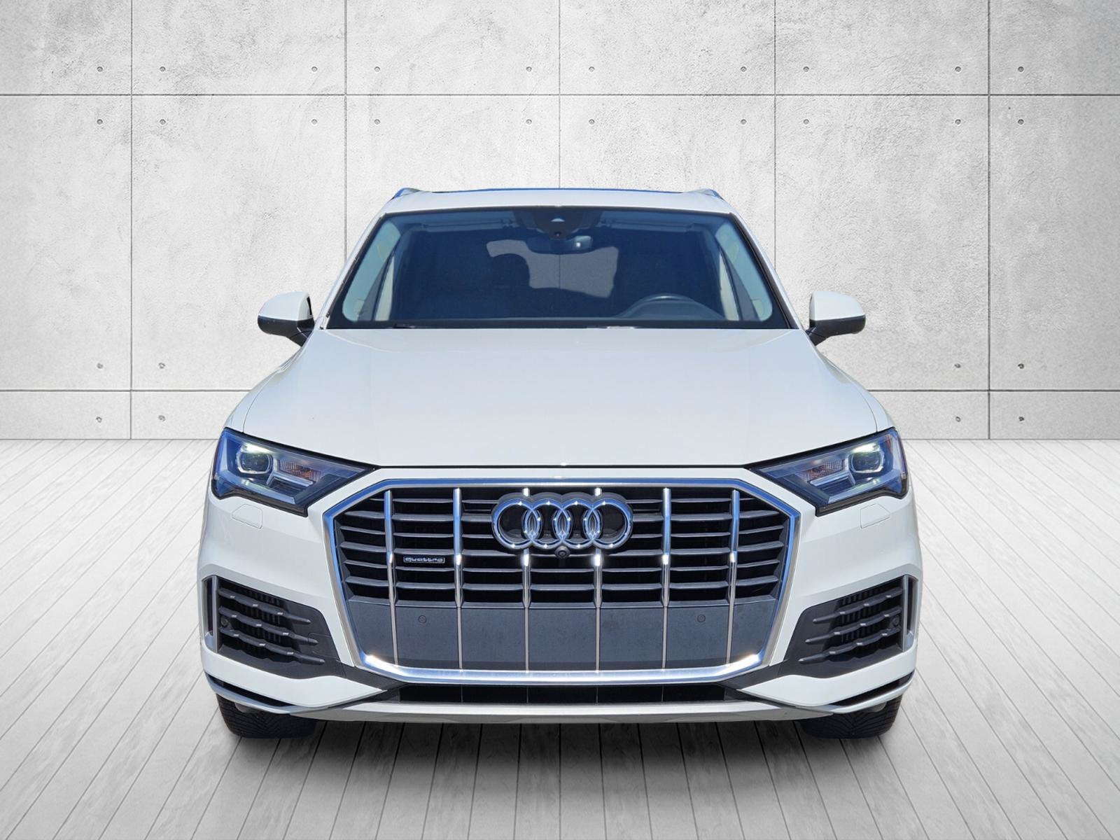 2020 Audi Q7 Premium Plus
