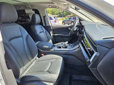 2020 Audi Q7 Premium Plus
