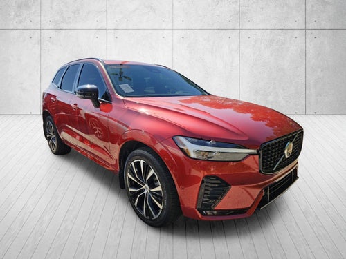 2023 Volvo XC60 Plus Dark Theme