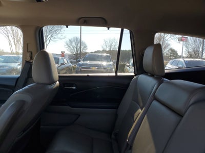 2022 Honda Pilot Touring 8-Passenger