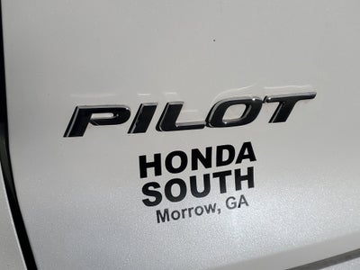 2022 Honda Pilot Touring 8-Passenger