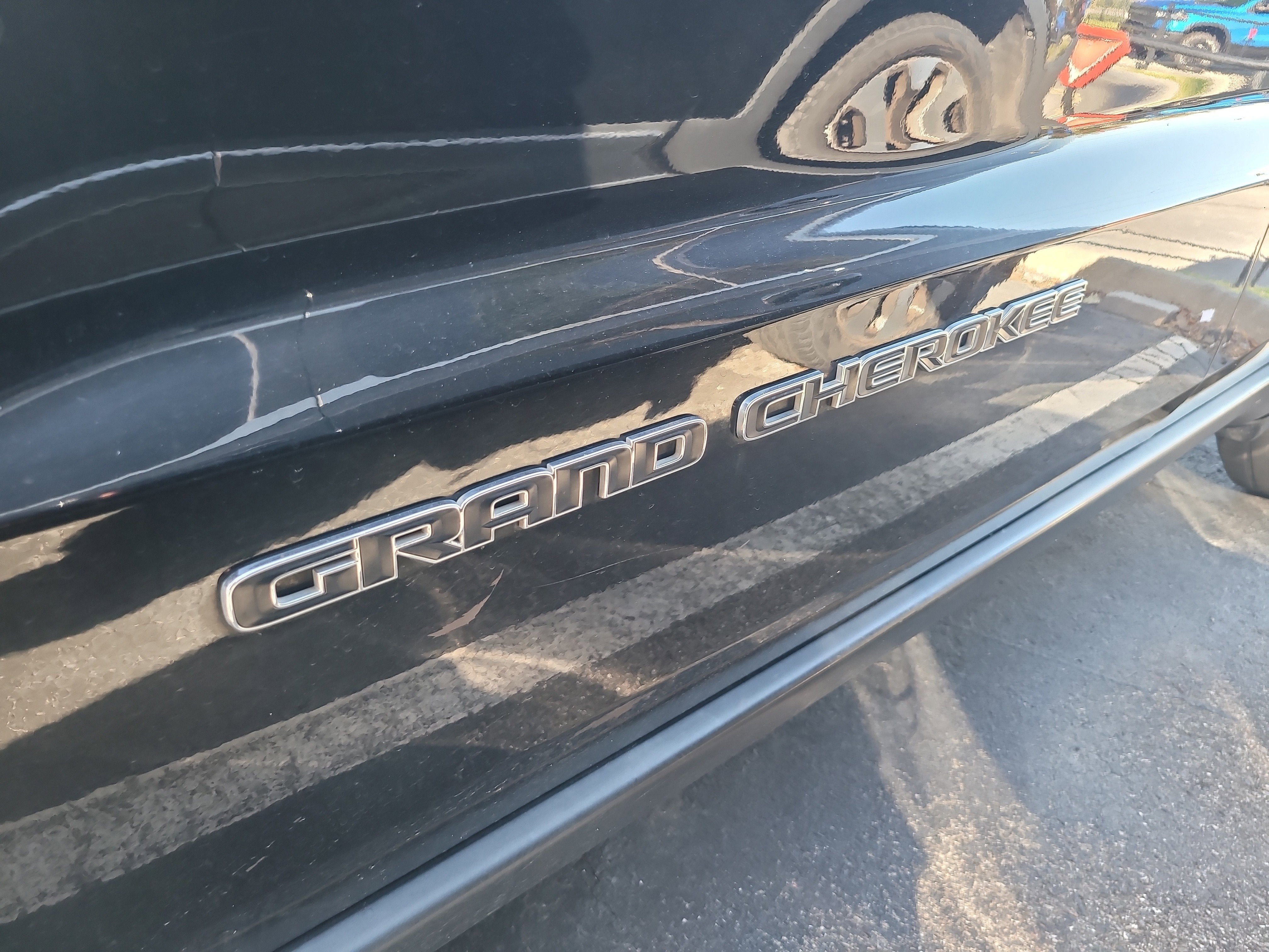 2018 Jeep Grand Cherokee Laredo E