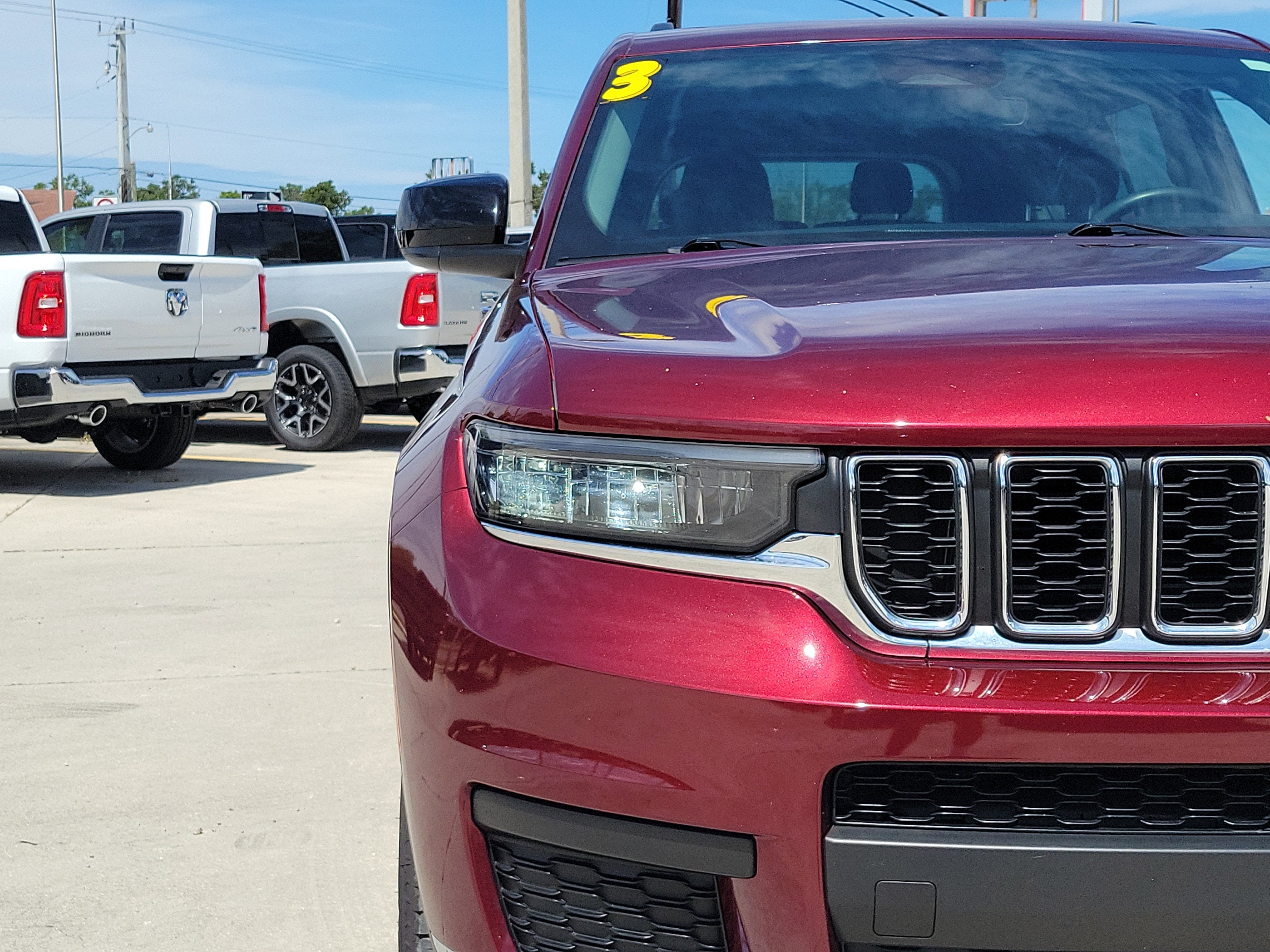 2023 Jeep Grand Cherokee L Laredo