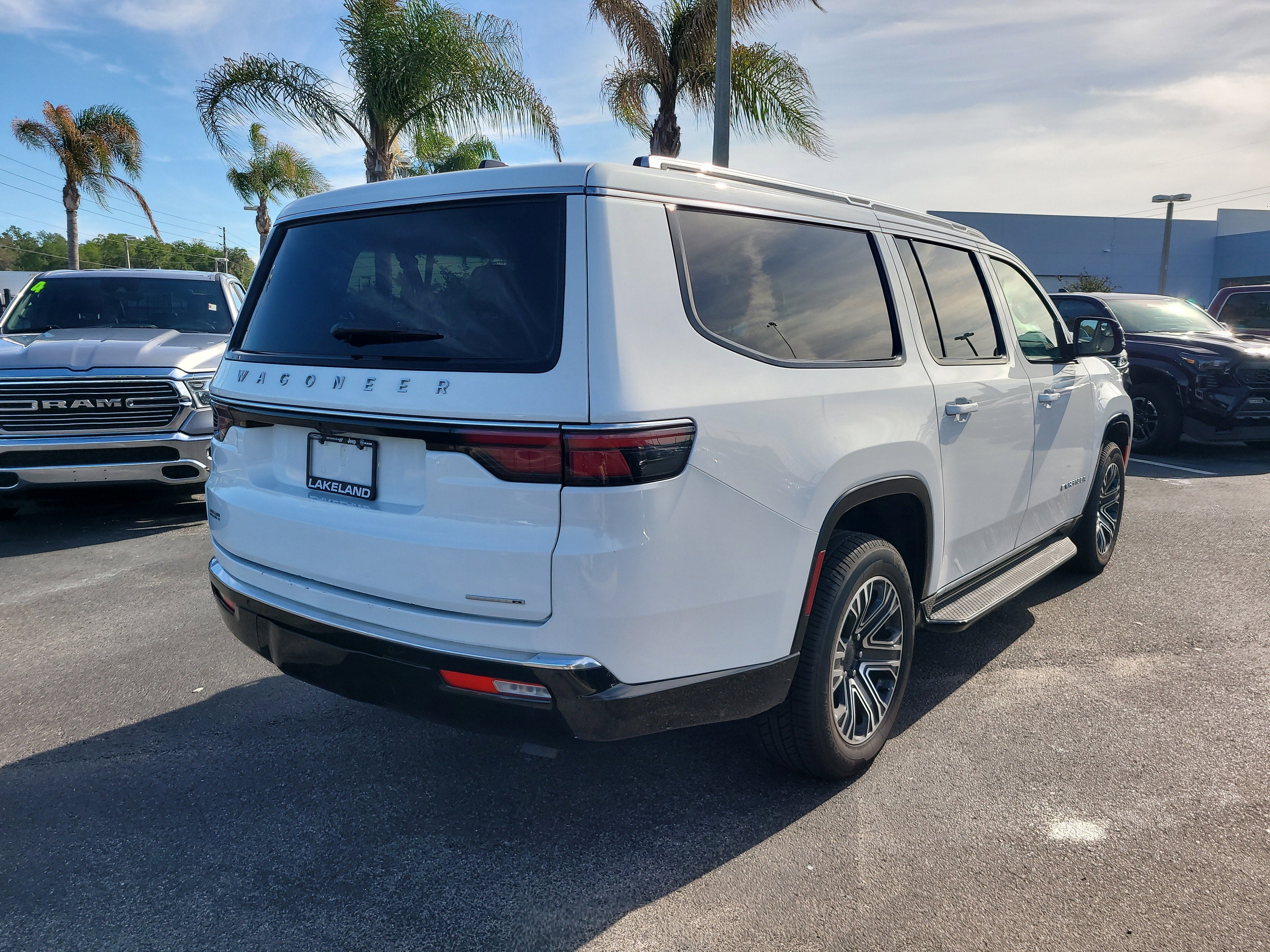 2024 Jeep Wagoneer L Series II