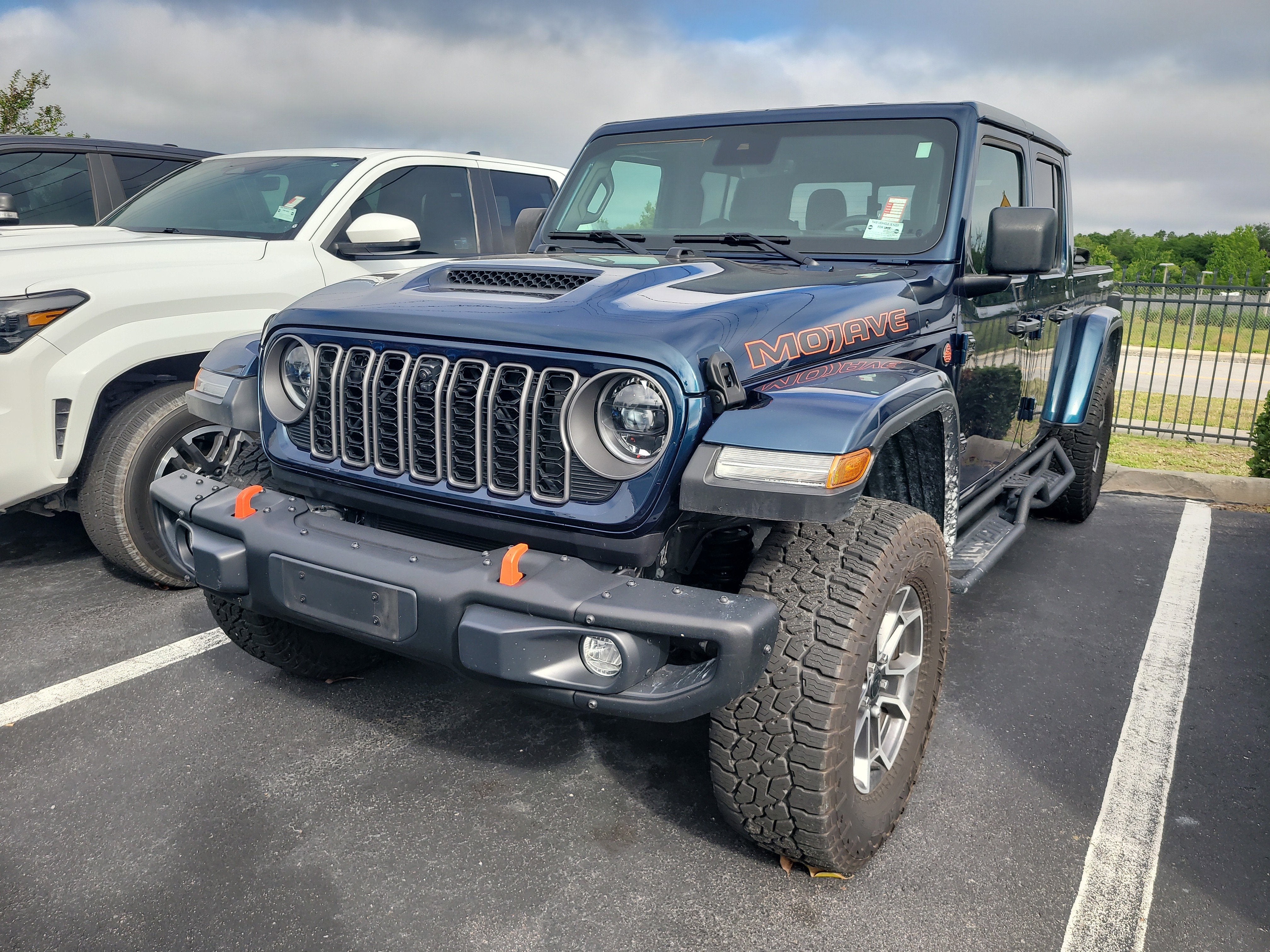 2025 Jeep Gladiator Mojave X