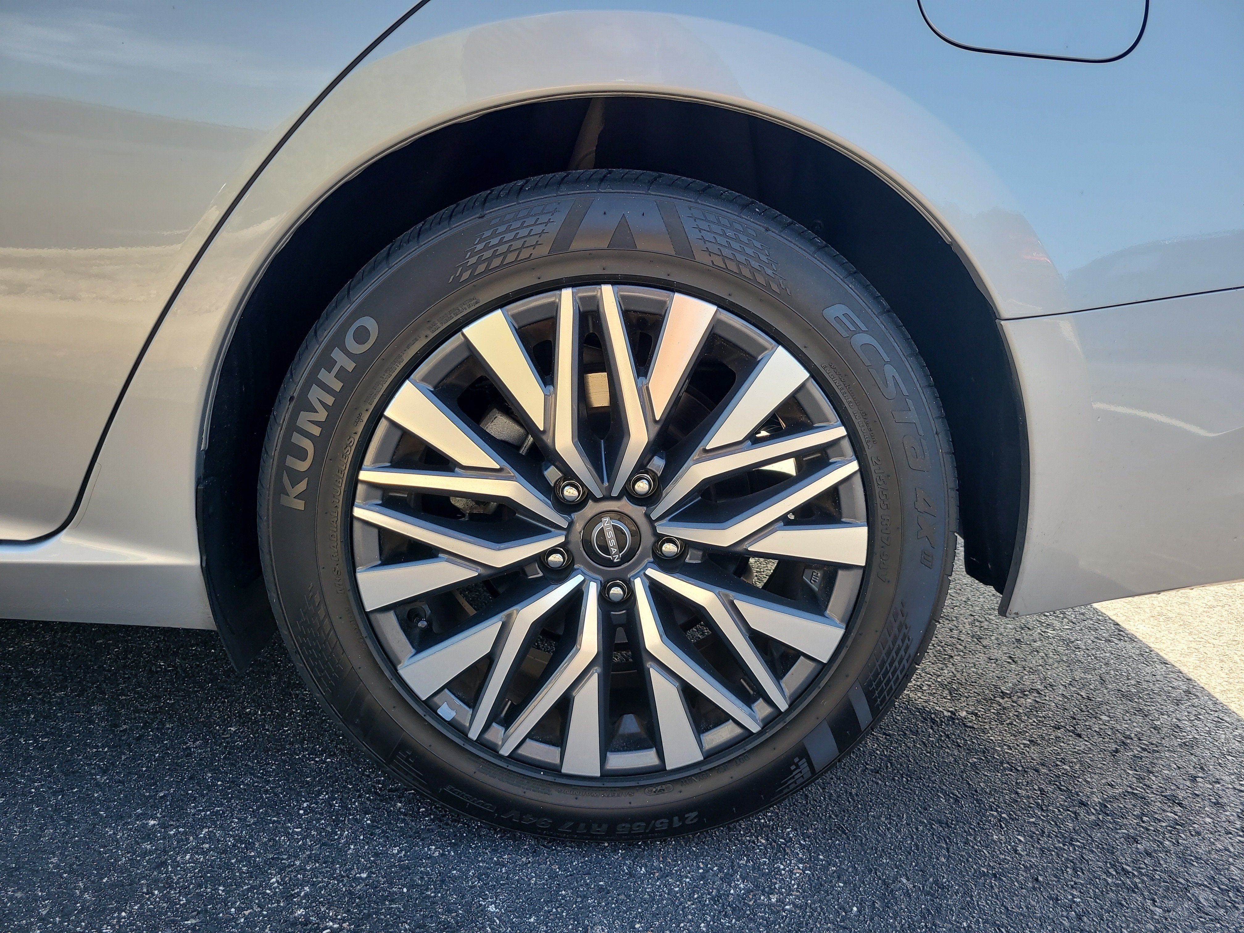 2024 Nissan Altima 2.5 SV