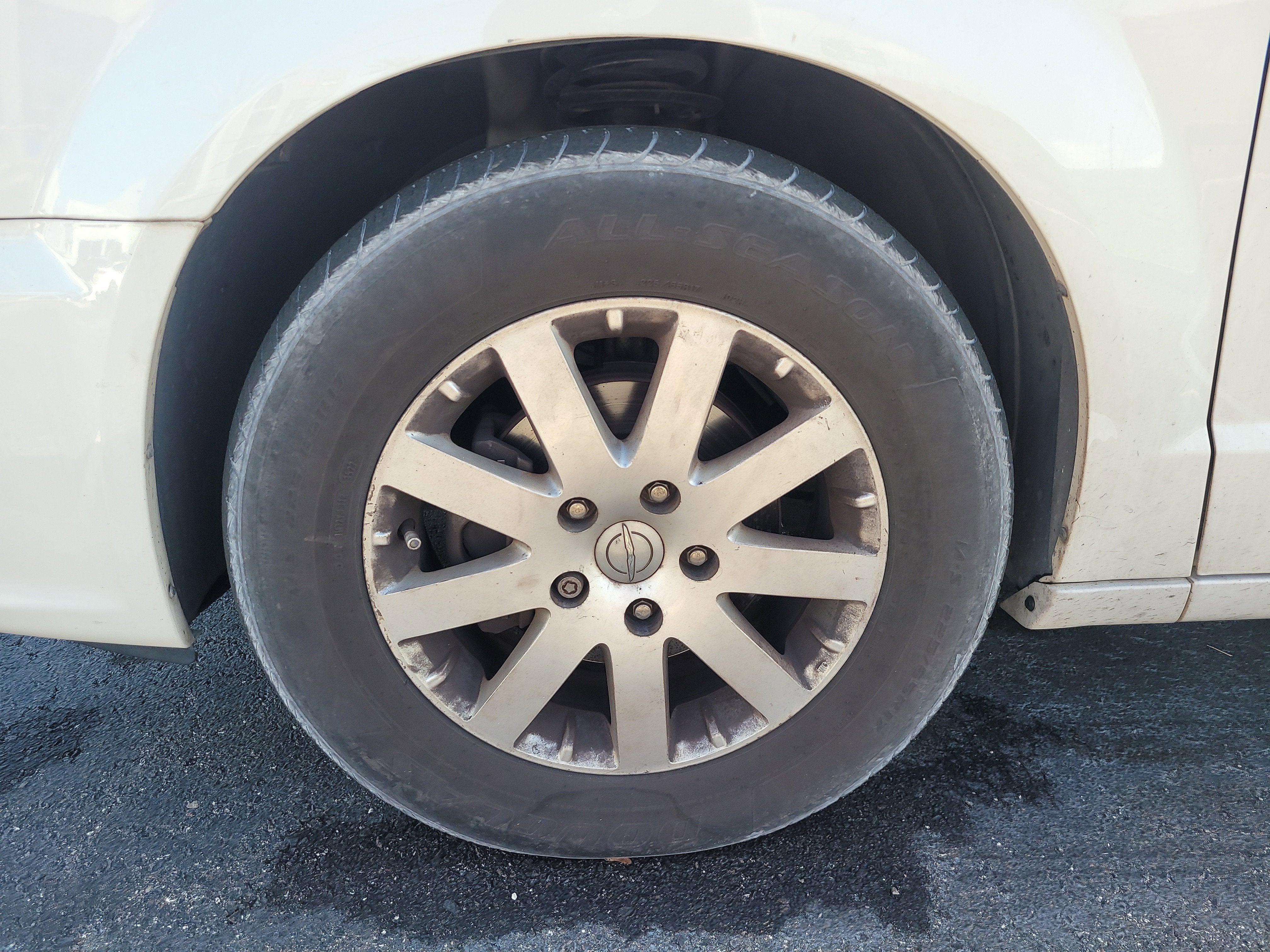 2011 Chrysler Town & Country Touring-L