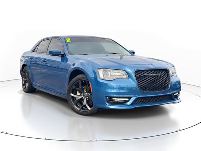 2022 Chrysler 300 Touring L