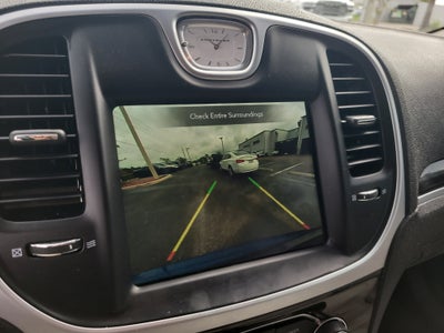 2022 Chrysler 300 Touring L