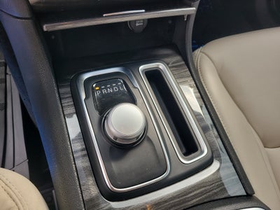 2022 Chrysler 300 Touring L