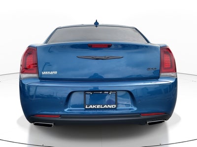 2022 Chrysler 300 Touring L