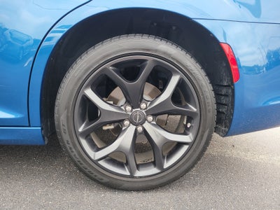 2022 Chrysler 300 Touring L