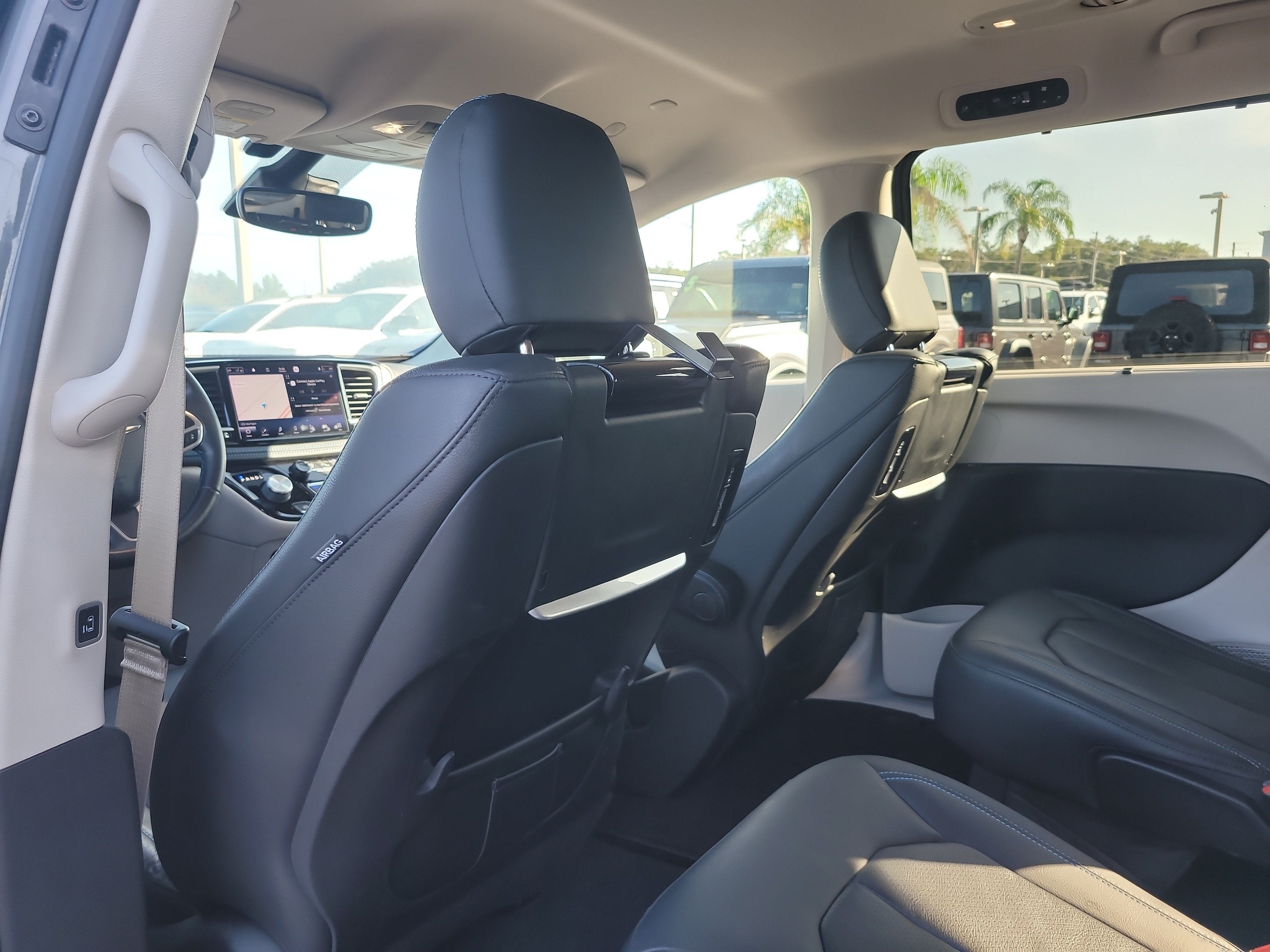 2021 Chrysler Pacifica Touring L