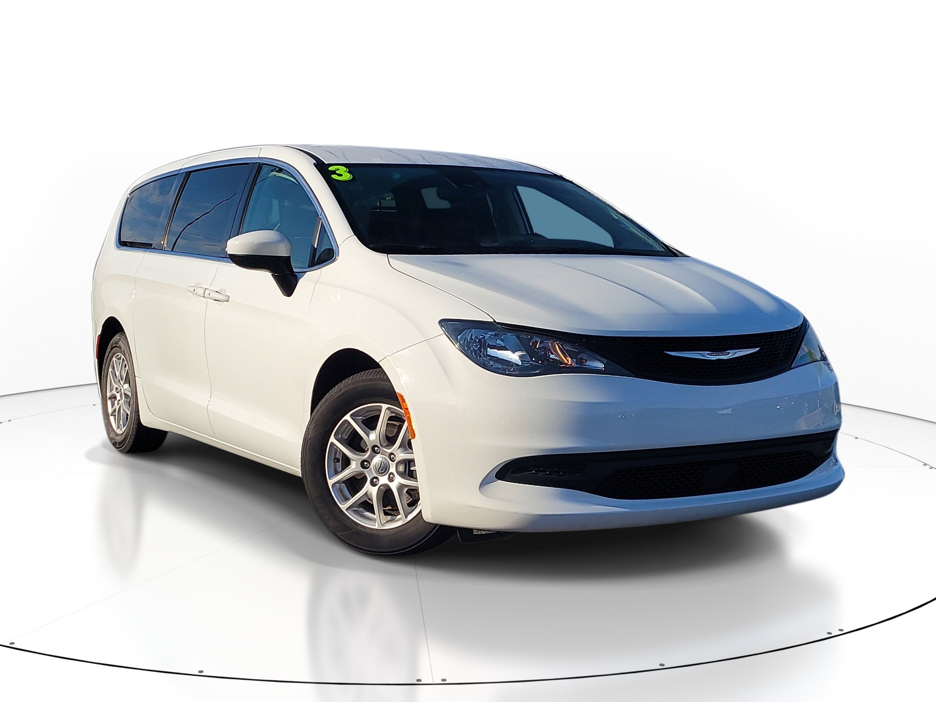 2023 Chrysler Voyager LX