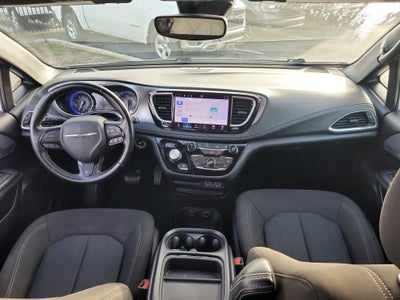 2021 Chrysler Pacifica Touring