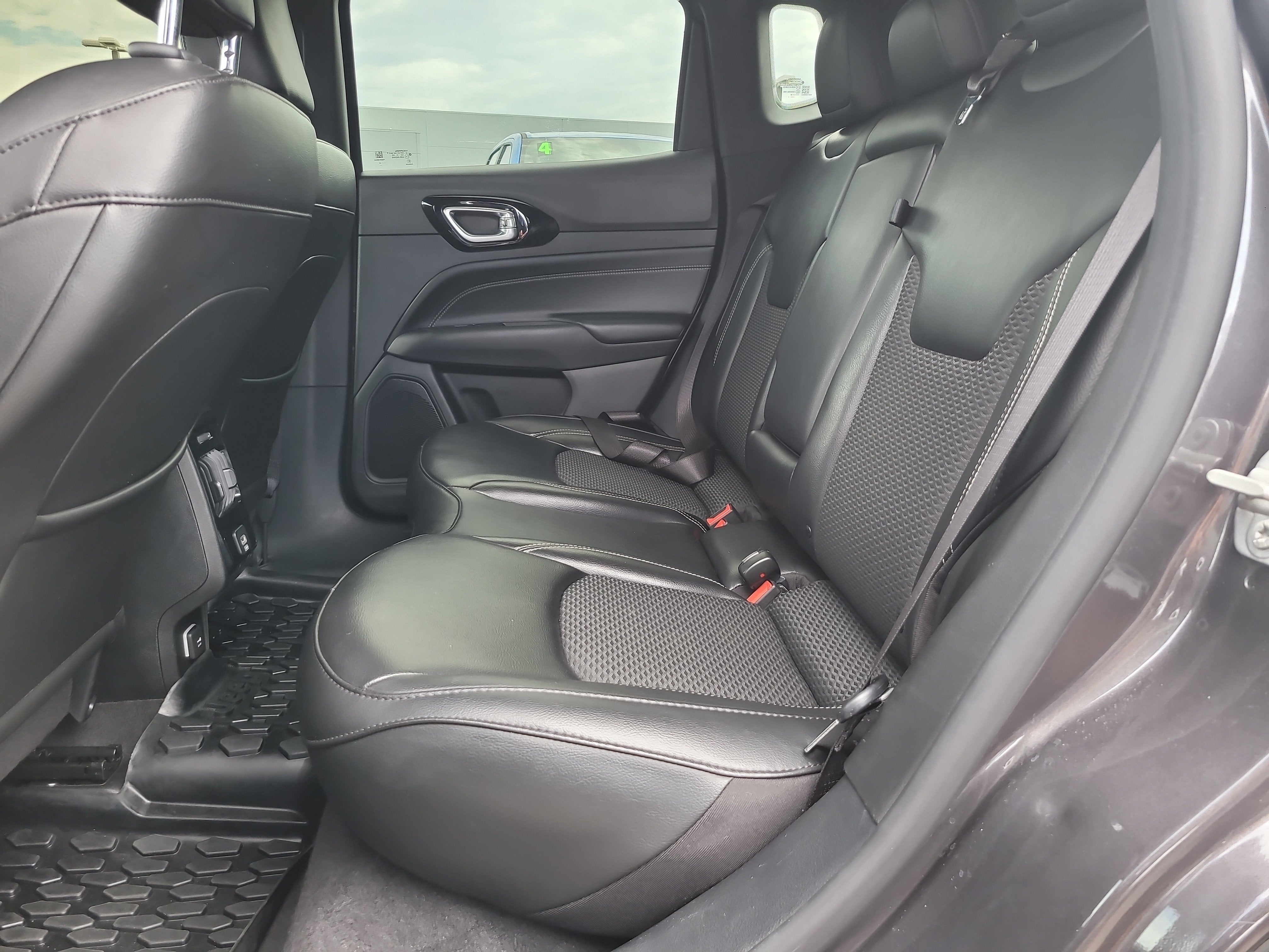 2023 Jeep Compass Altitude