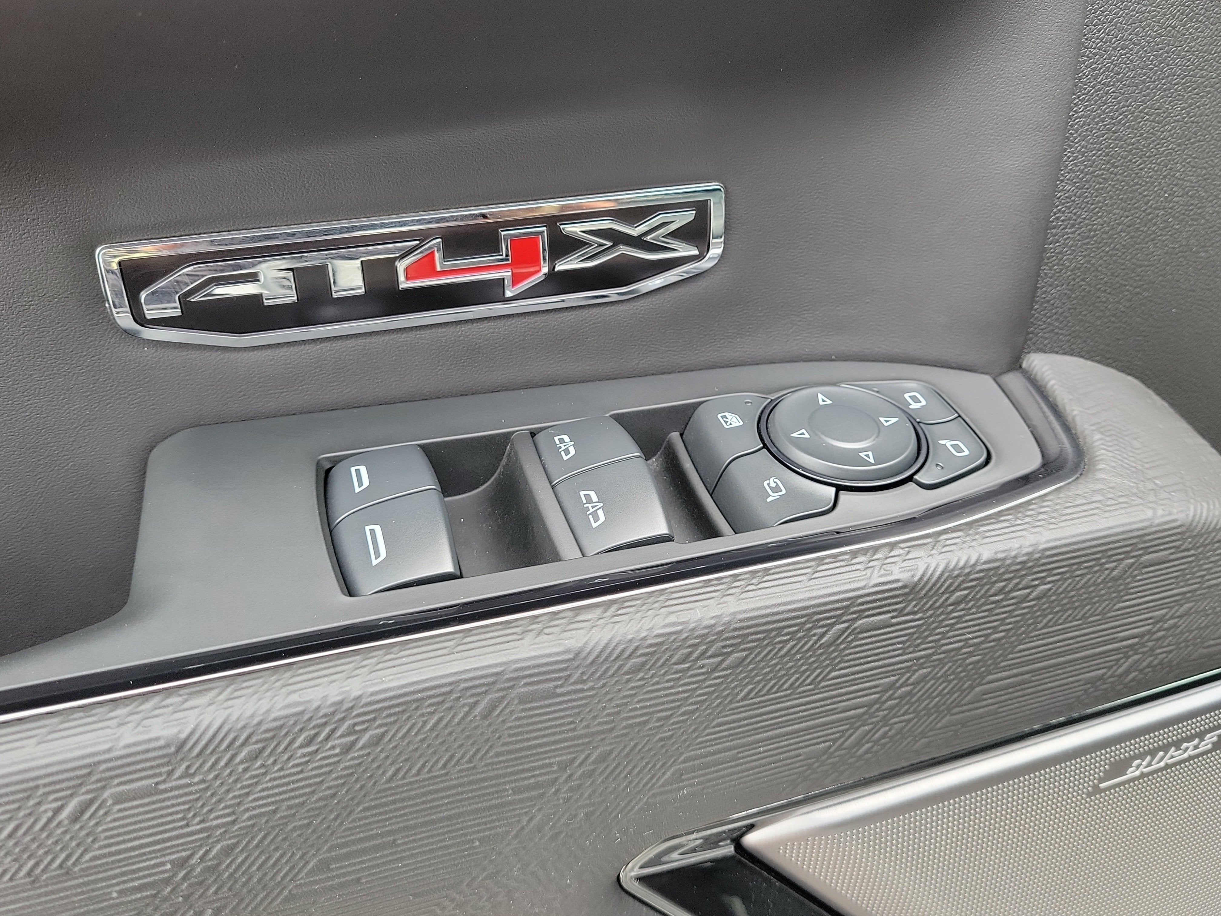 2024 GMC Sierra 1500 AT4X