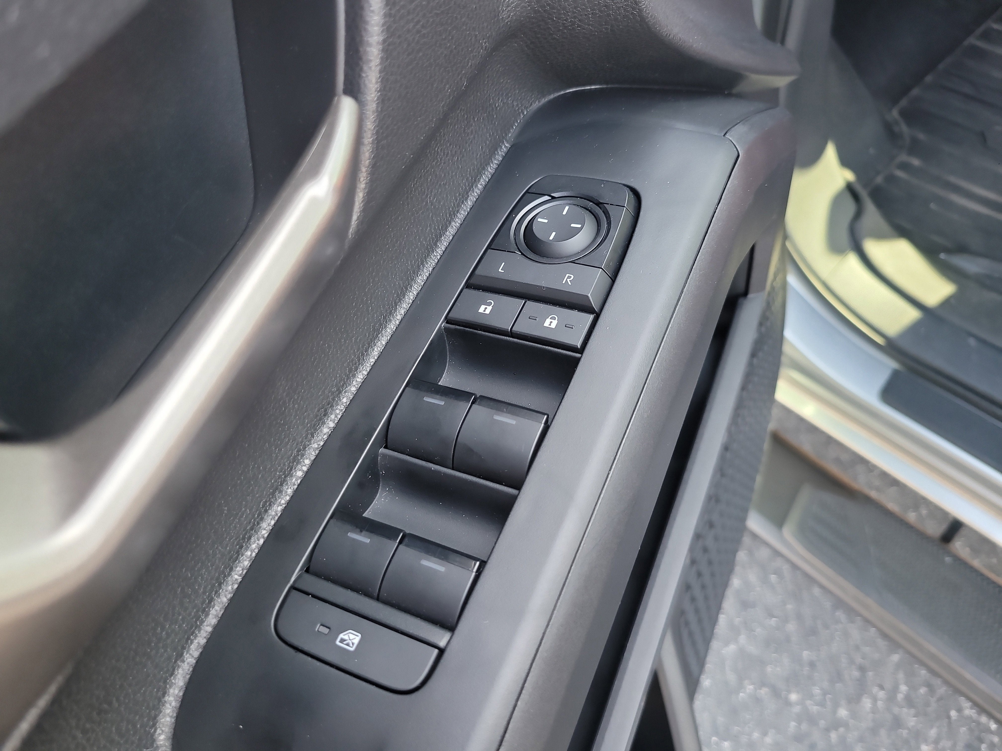 2025 Toyota Tacoma 2WD TRD Sport