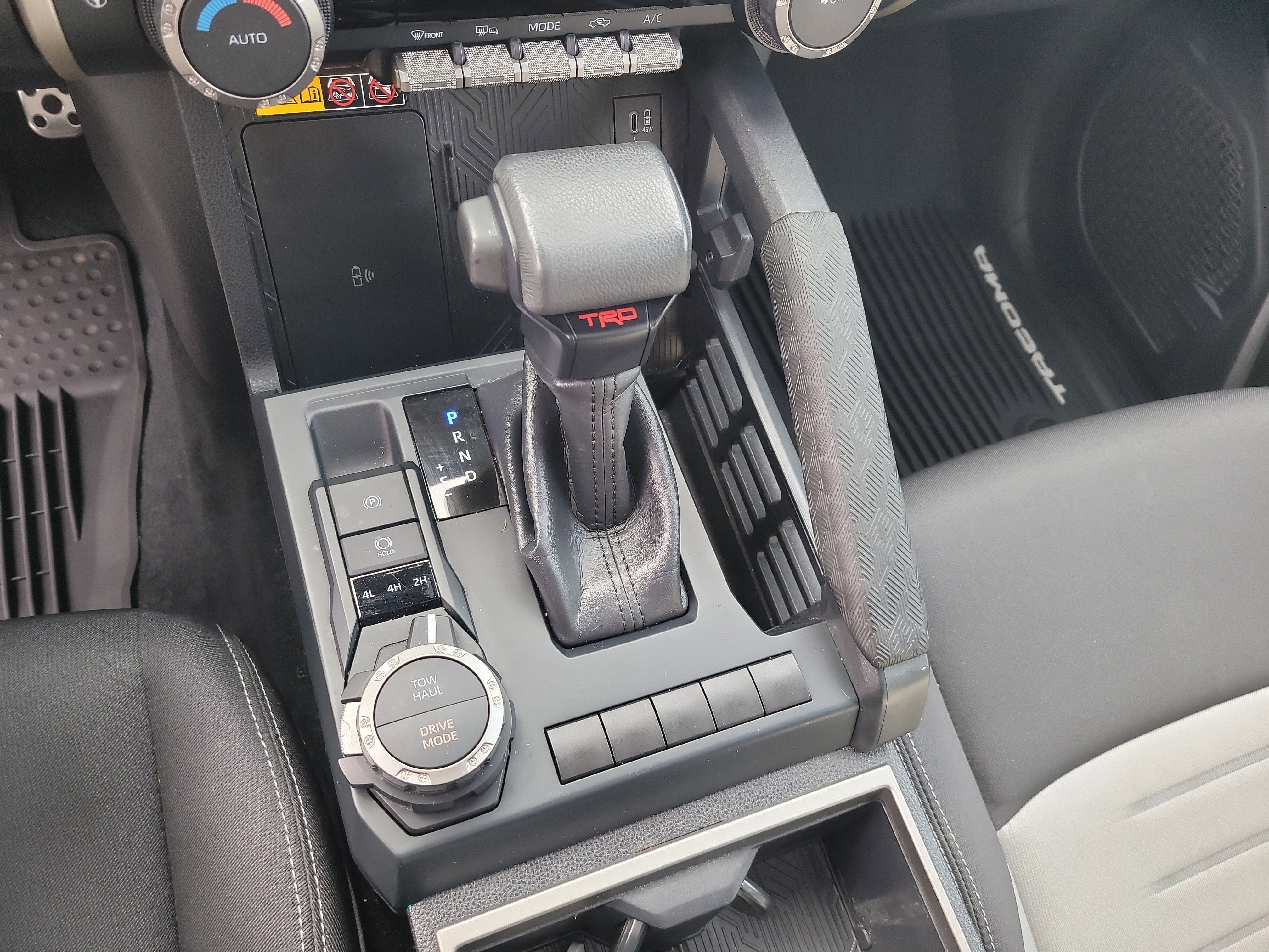 2024 Toyota Tacoma 4WD SR5