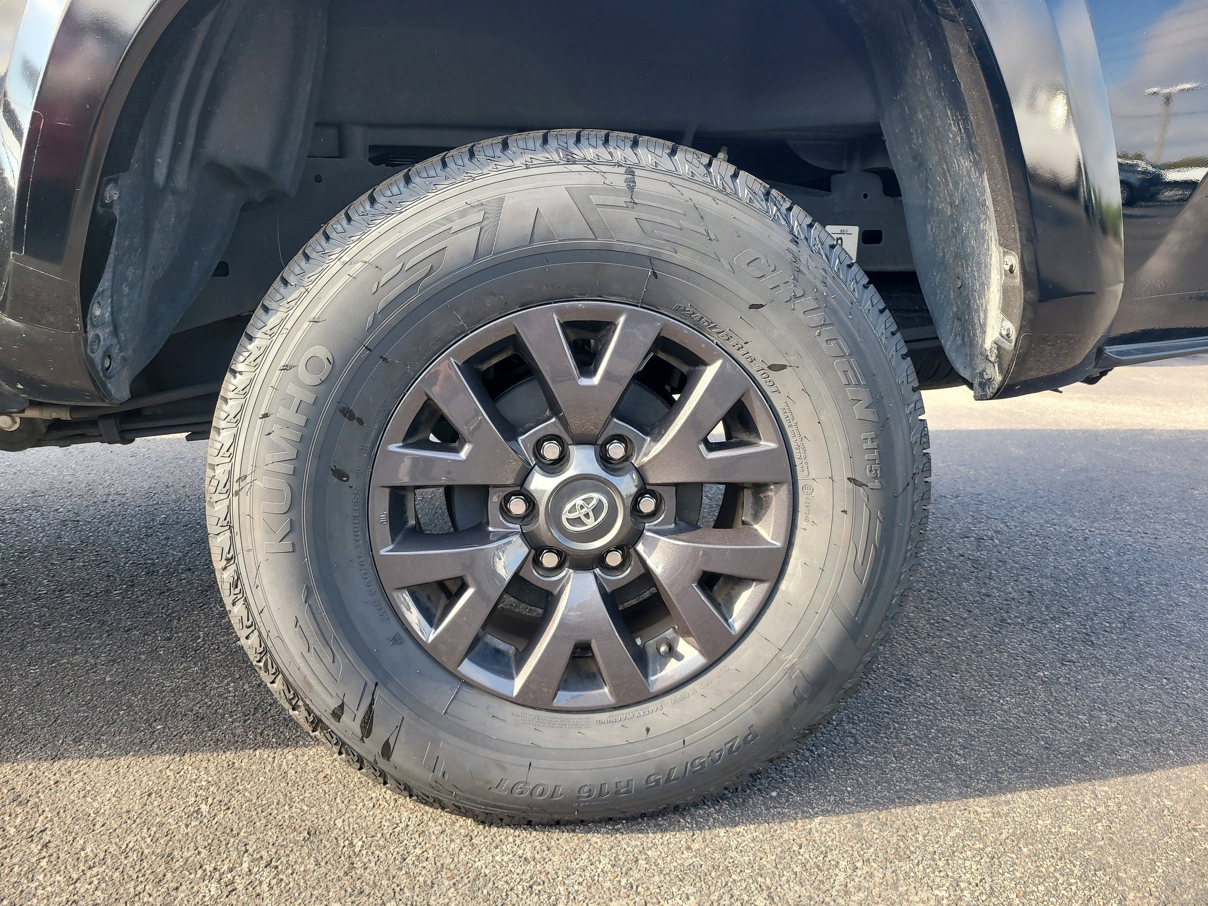 2023 Toyota Tacoma 4WD SR5