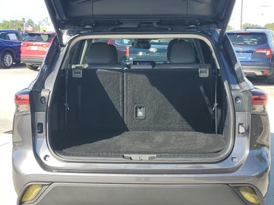 2024 Toyota Highlander LE