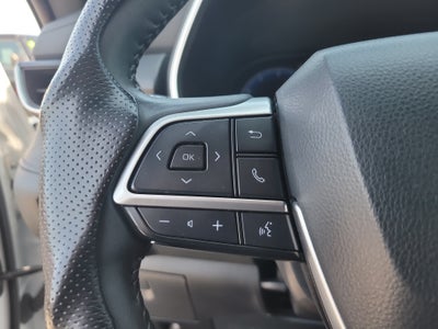 2025 Toyota Highlander LE
