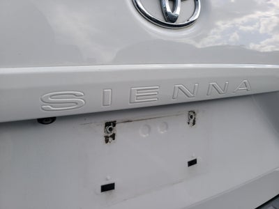 2016 Toyota Sienna SE Premium