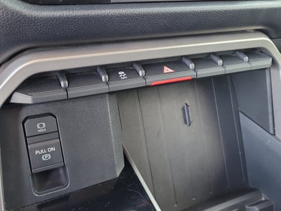 2022 Toyota Tundra 2WD SR5