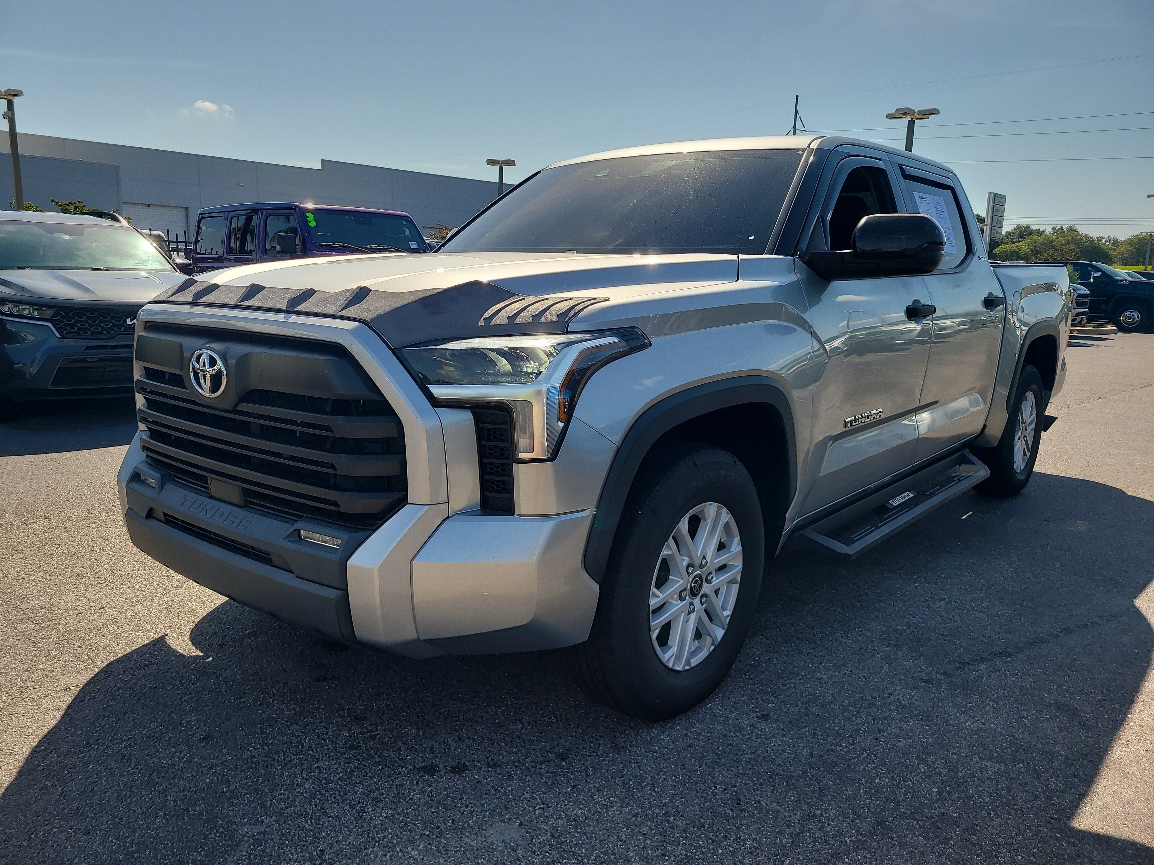 2022 Toyota Tundra 2WD SR5