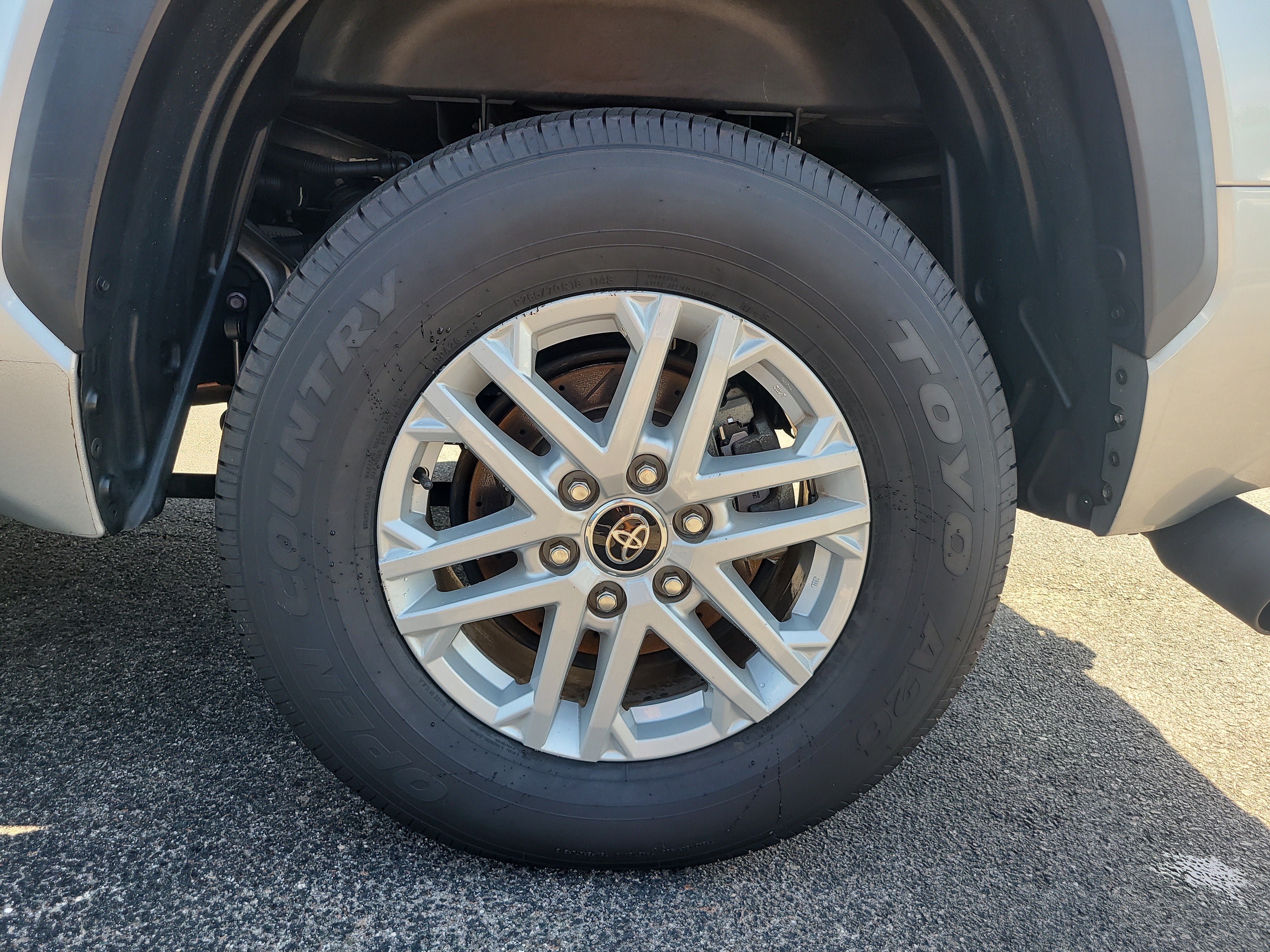 2022 Toyota Tundra 2WD SR5