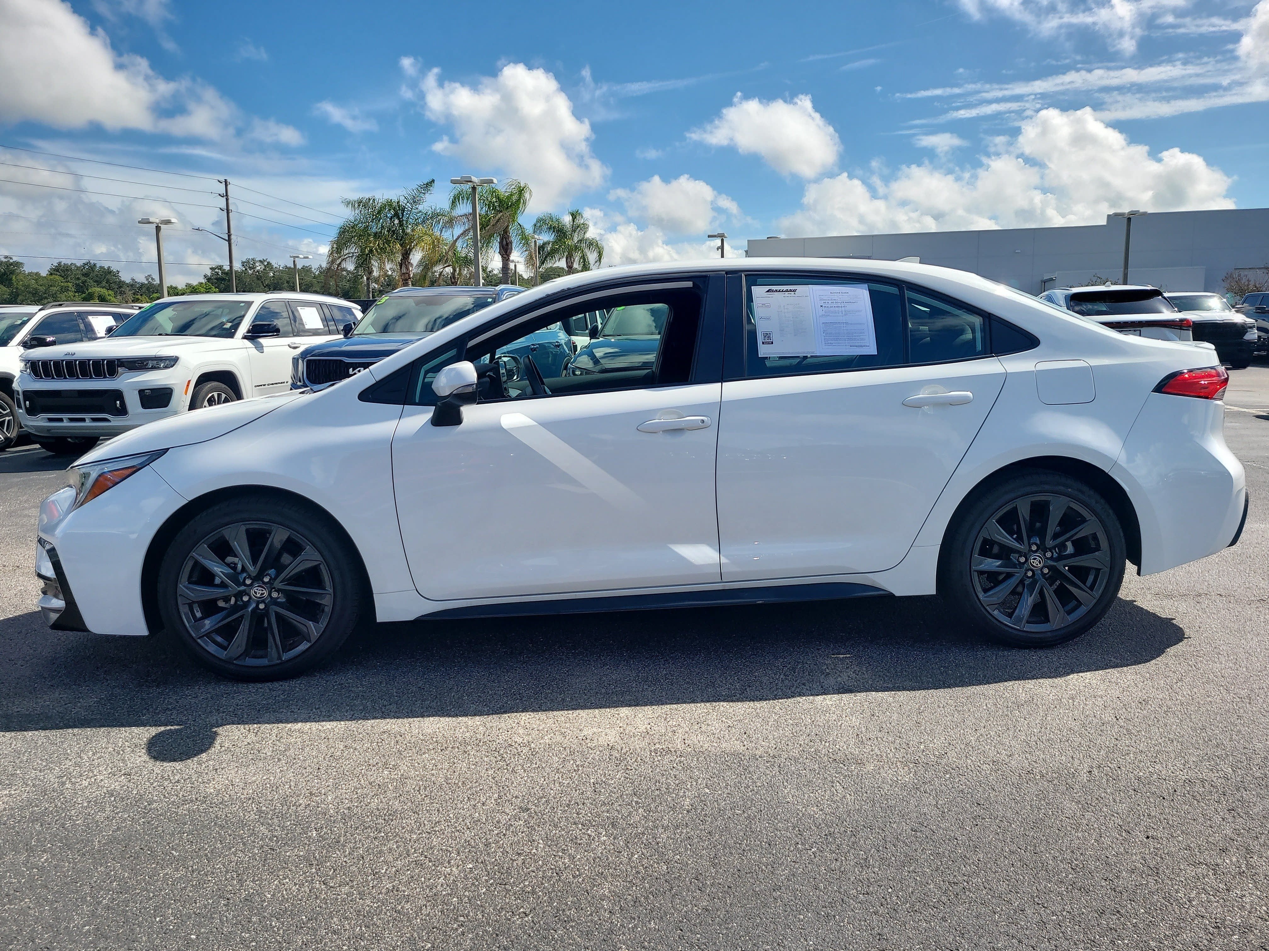 2025 Toyota Corolla SE