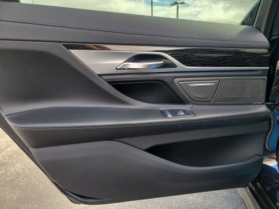 2022 BMW 7 Series 750i xDrive