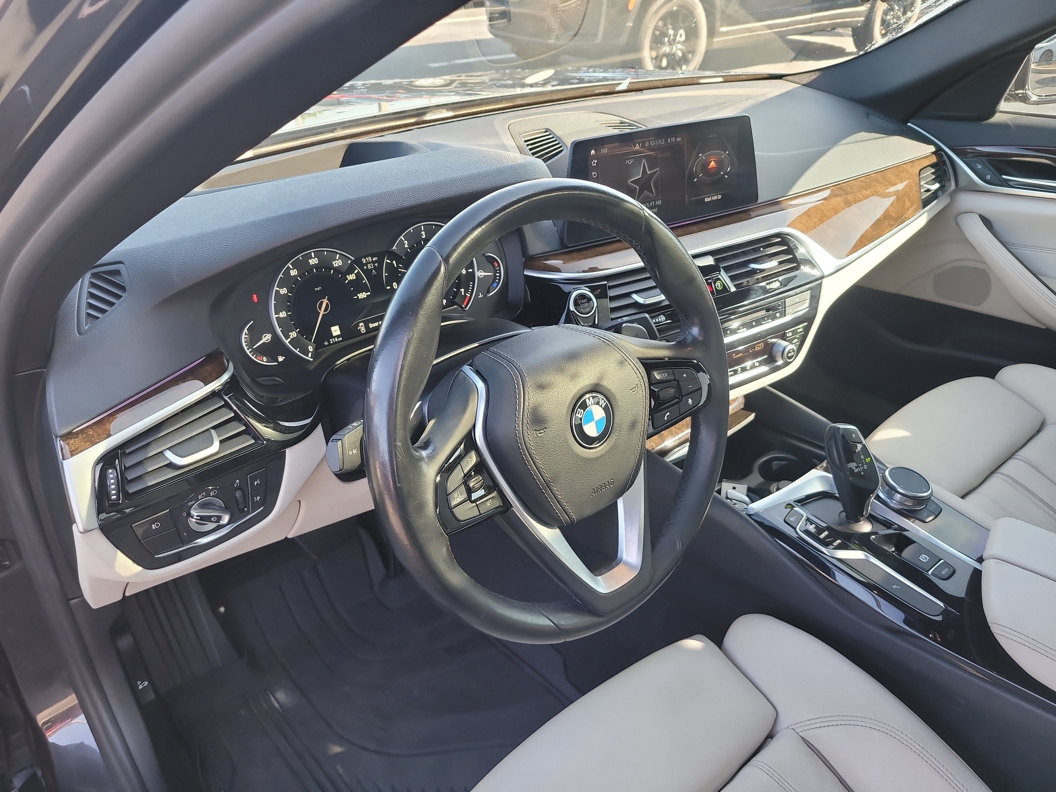 2018 BMW 5 Series 540i