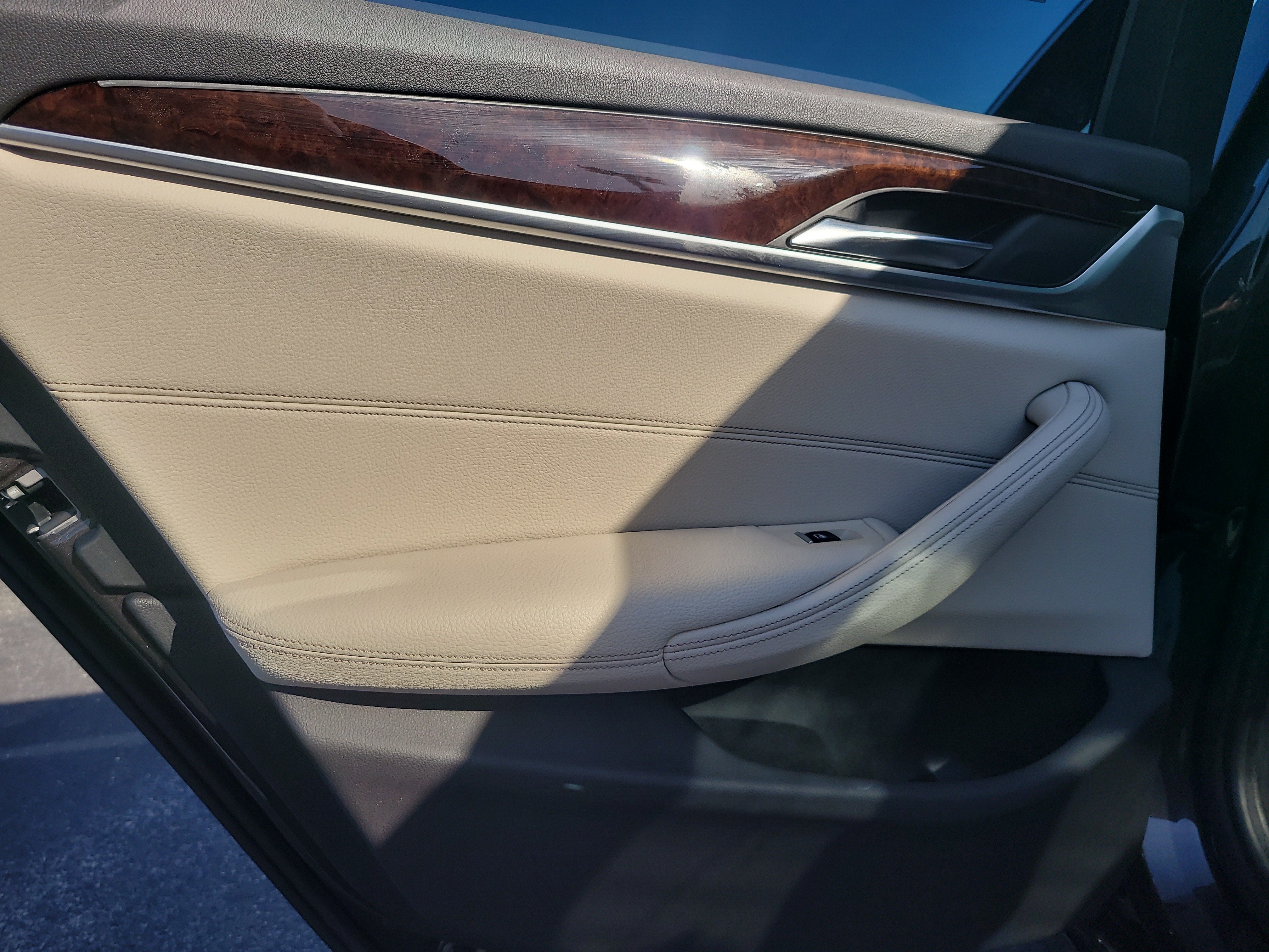 2018 BMW 5 Series 540i