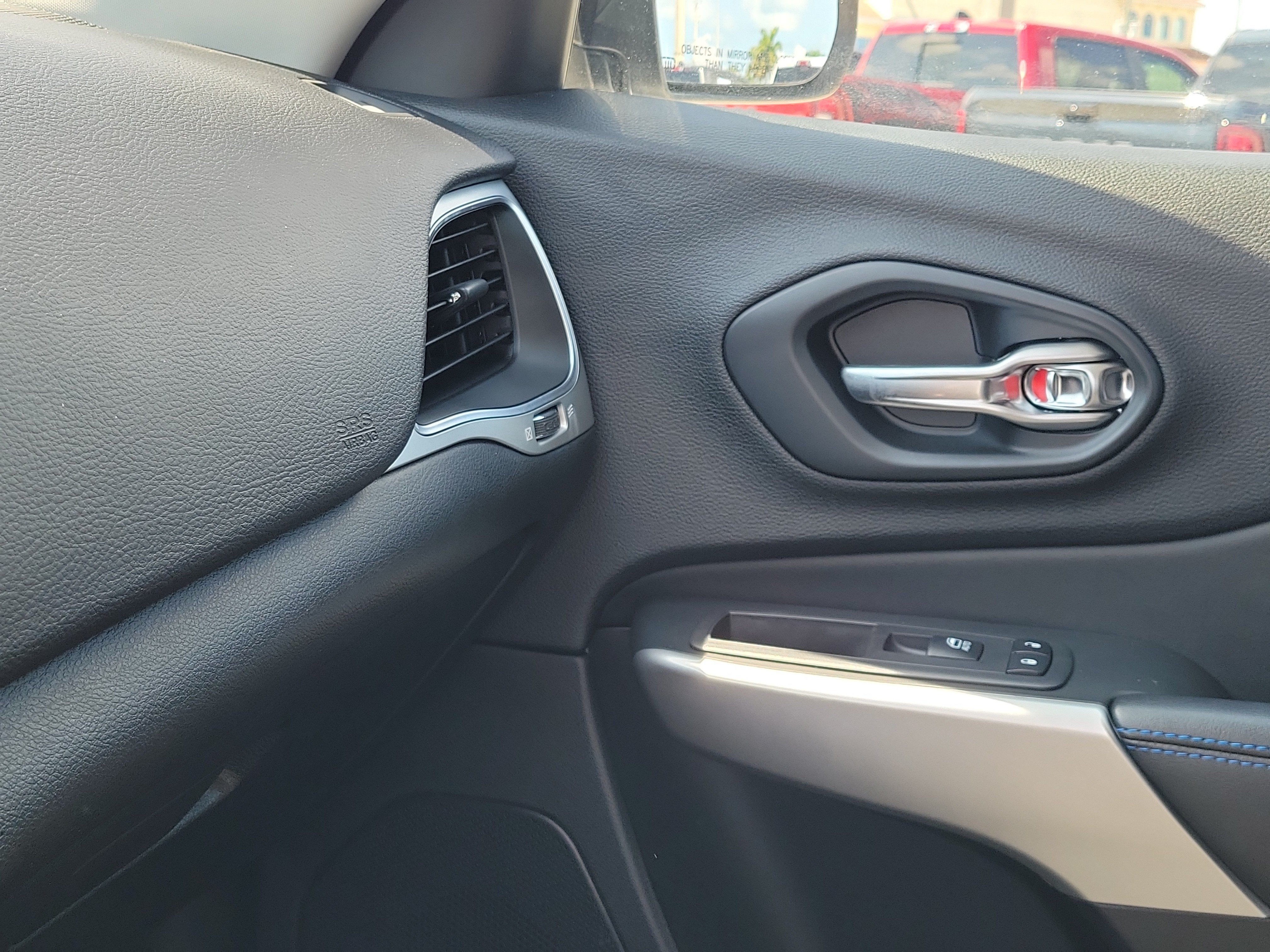 2019 Jeep Cherokee Upland