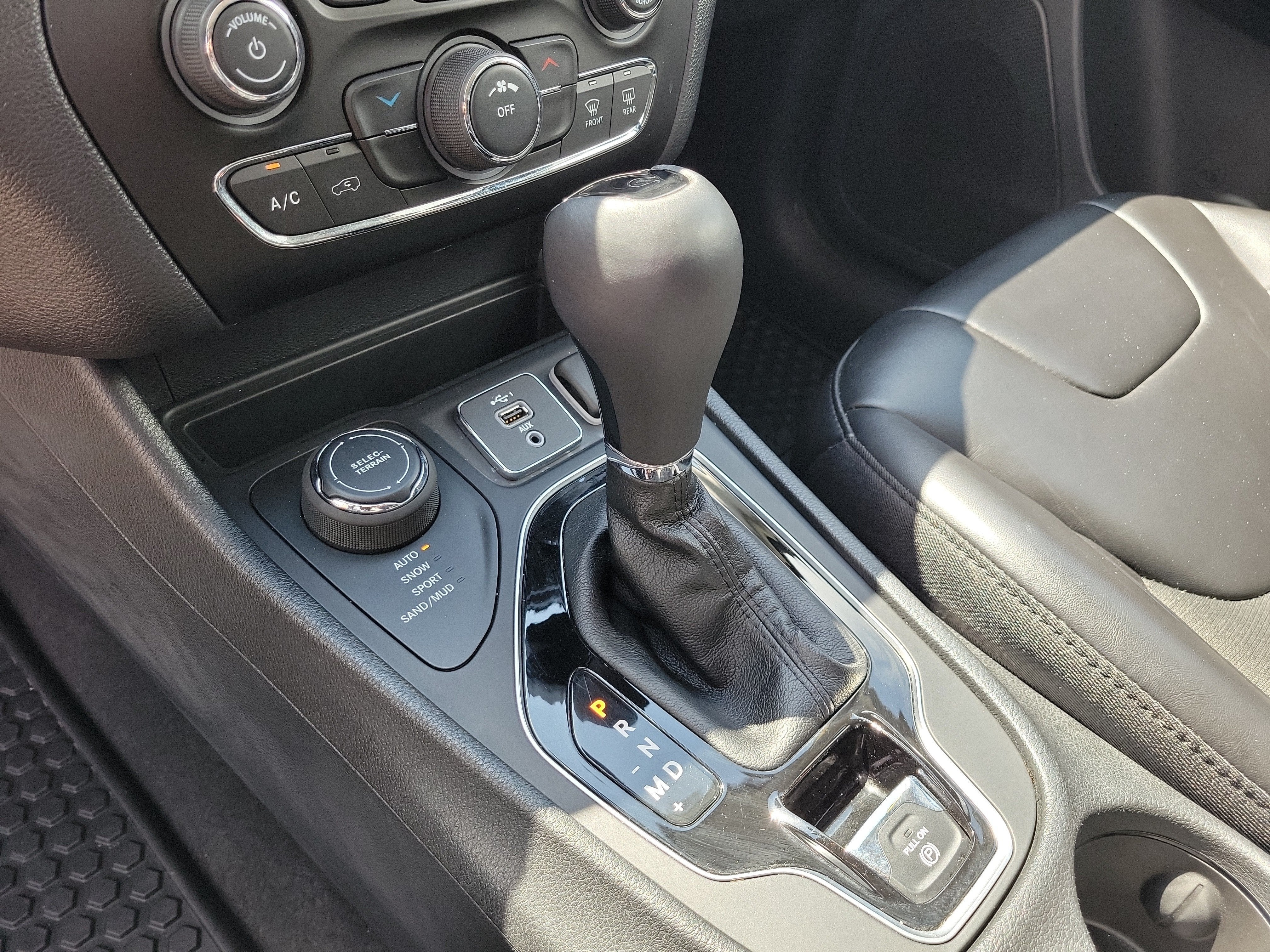 2020 Jeep Cherokee Altitude